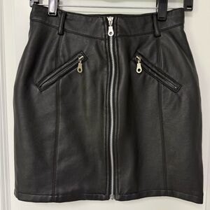 BB Dakota Pret A Porter Juniors 7/8 Faux Leather Black Edgy Punk Mini Skirt